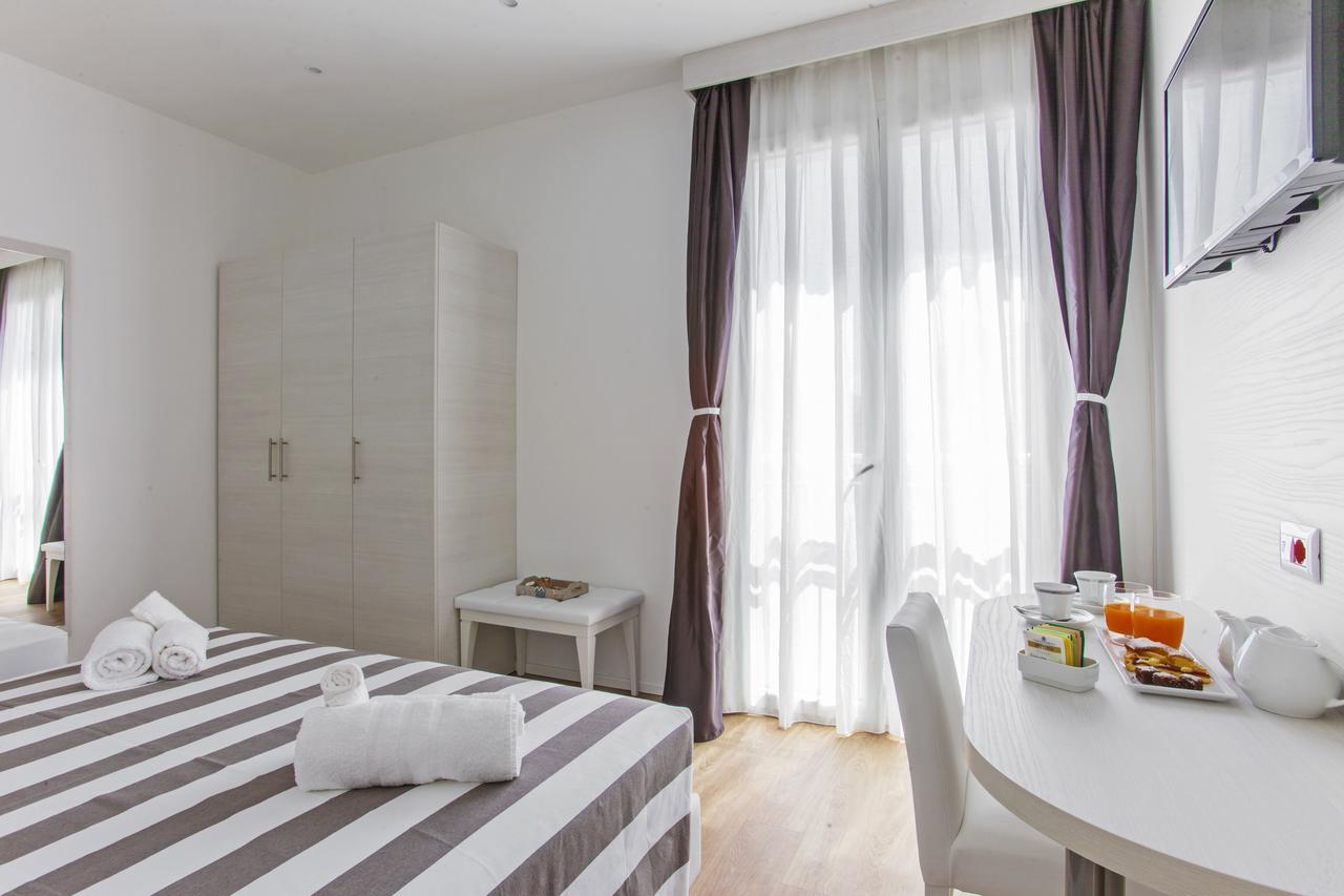 Hotel Houston Suites ريميني المظهر الخارجي الصورة