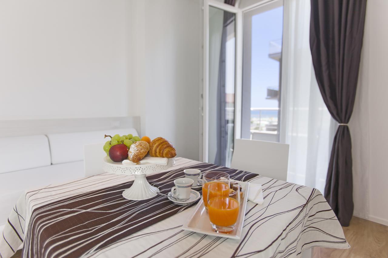 Hotel Houston Suites ريميني المظهر الخارجي الصورة