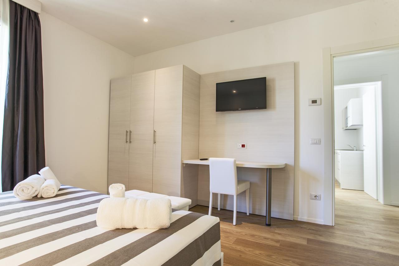 Hotel Houston Suites ريميني المظهر الخارجي الصورة