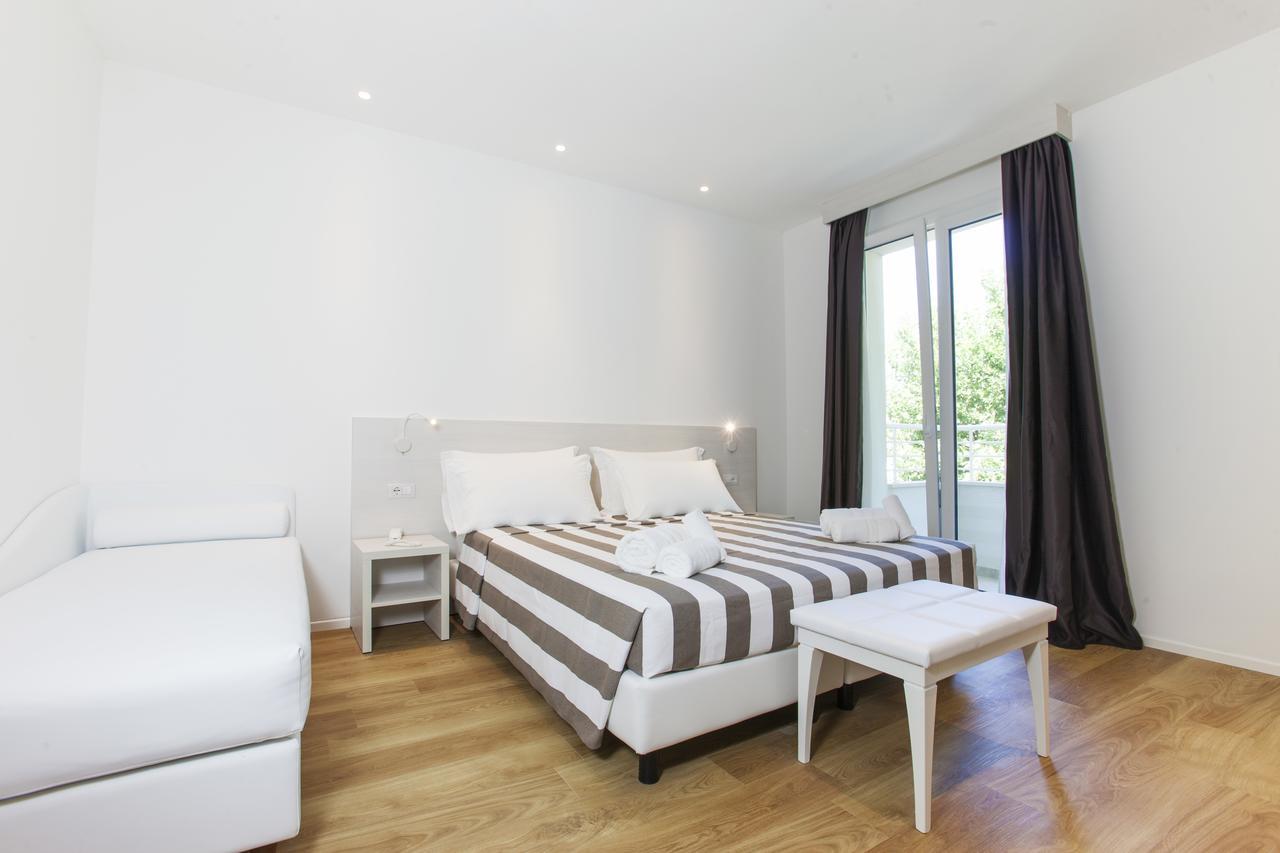 Hotel Houston Suites ريميني المظهر الخارجي الصورة